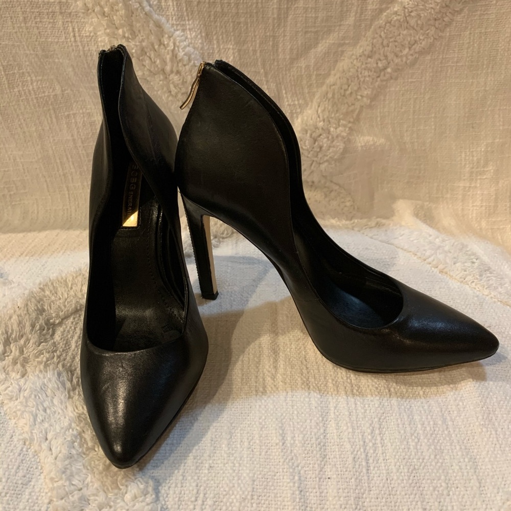 BCBG black pumps